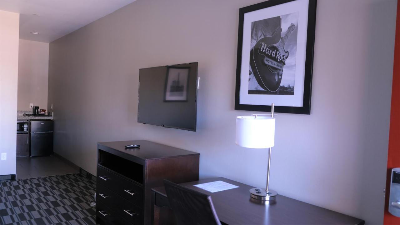 Catoosa Inn & Suites Eksteriør billede