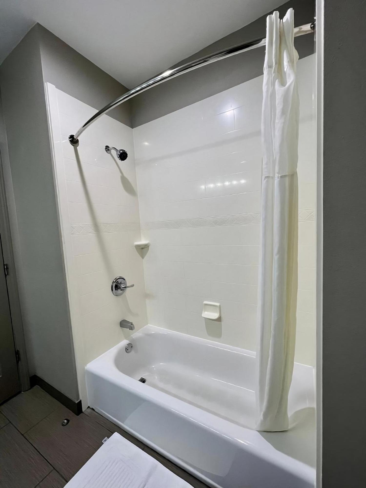 Catoosa Inn & Suites Eksteriør billede