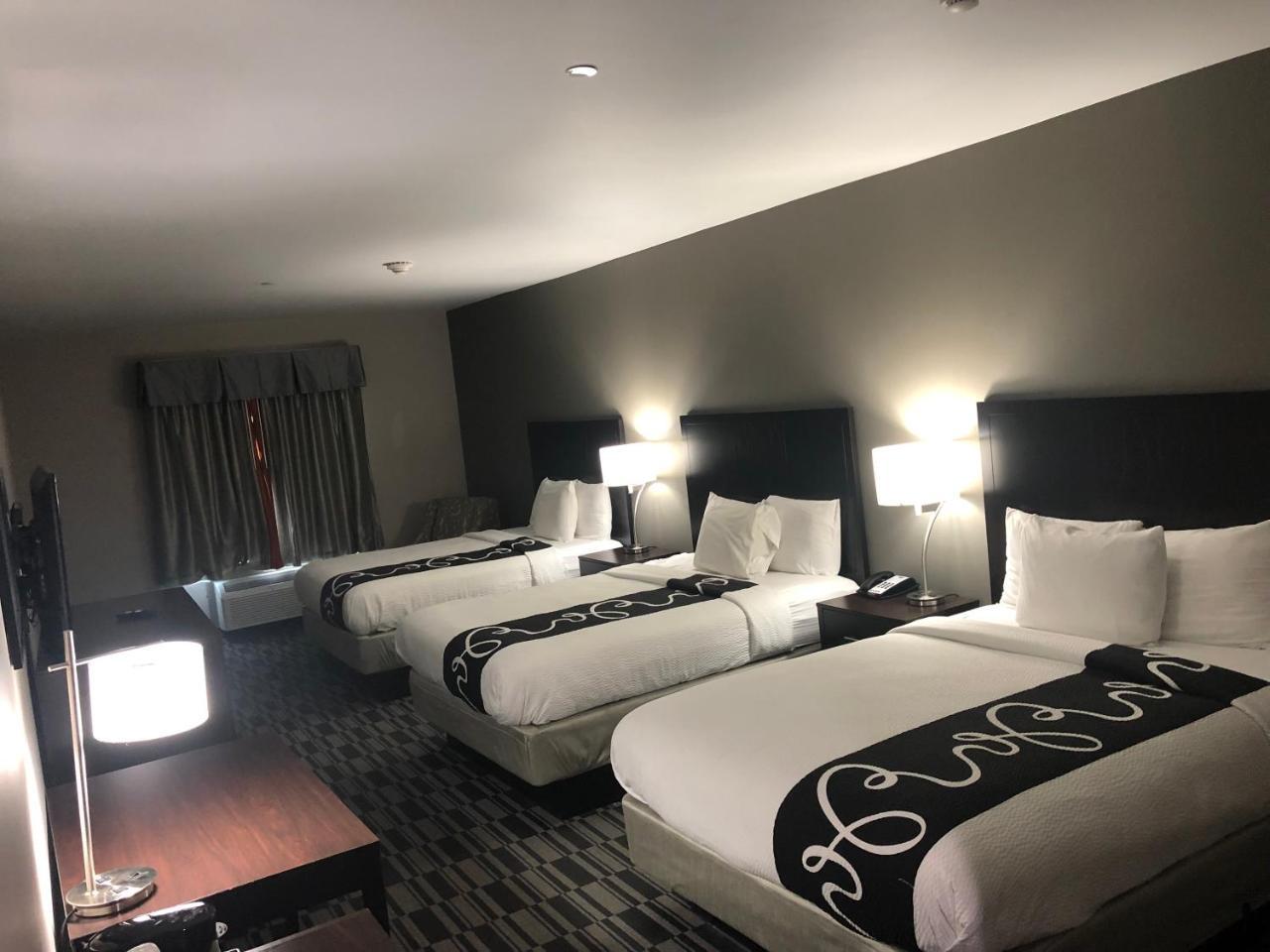 Catoosa Inn & Suites Eksteriør billede