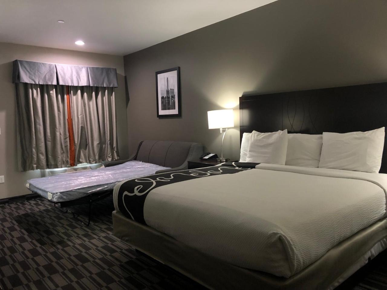Catoosa Inn & Suites Eksteriør billede