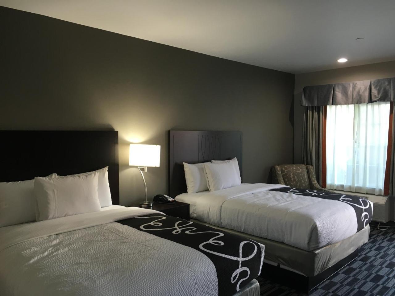 Catoosa Inn & Suites Eksteriør billede