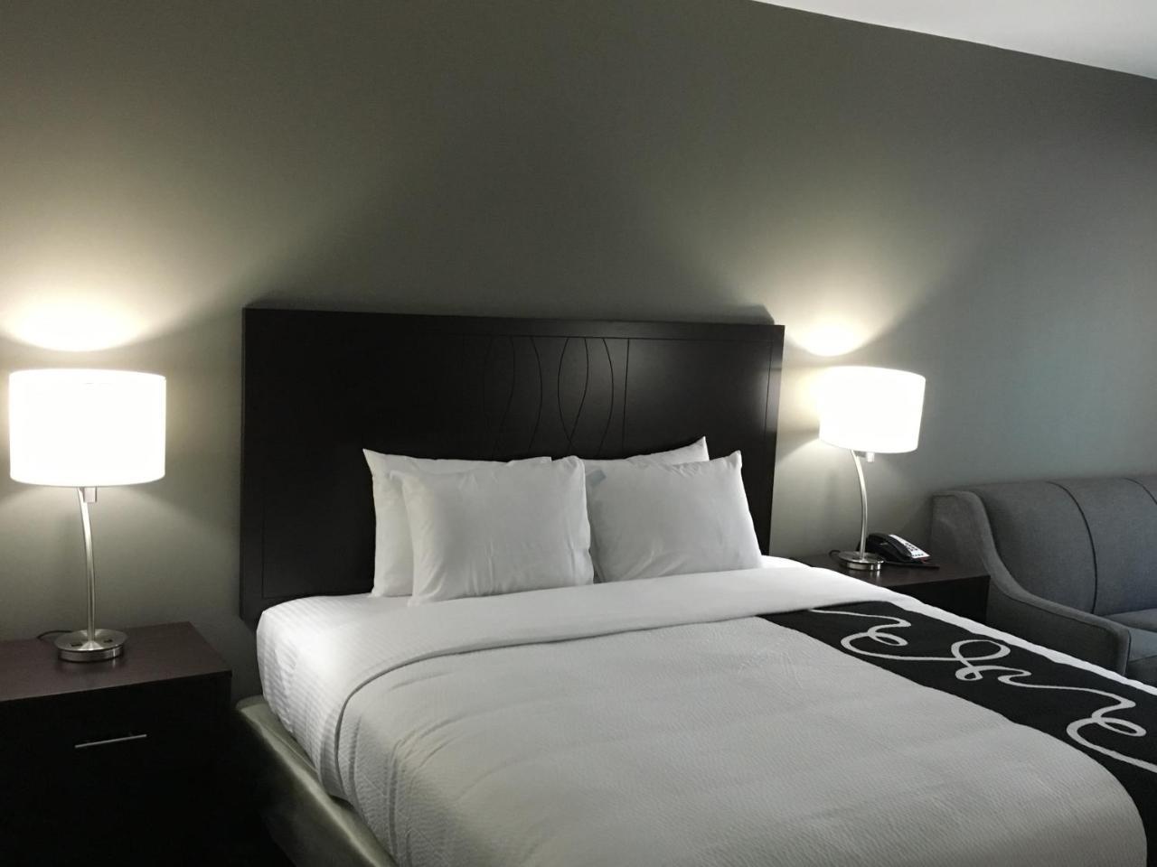 Catoosa Inn & Suites Eksteriør billede